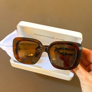 CHIMI tortoiseshell sunglasses